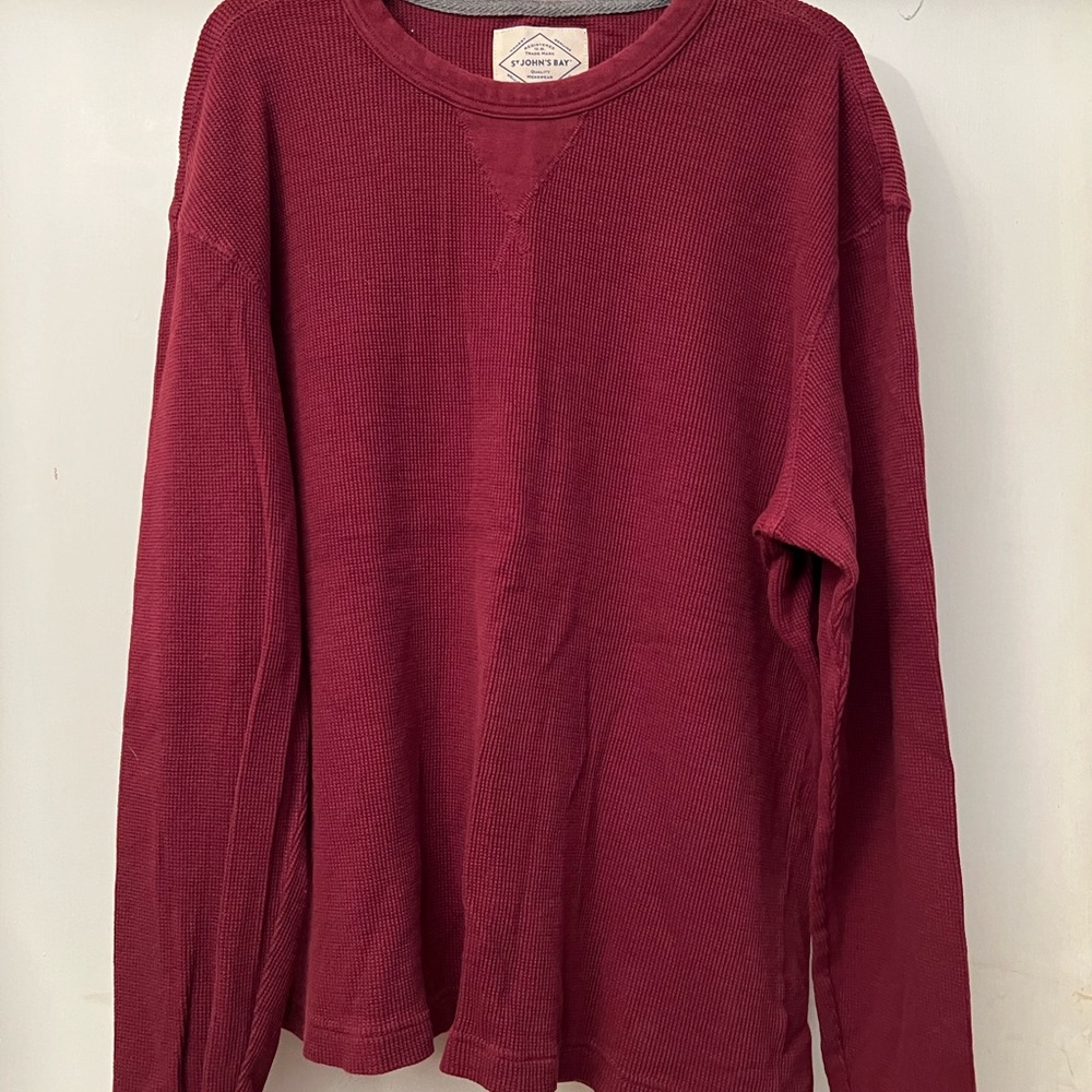 Men’s long sleeved shirt